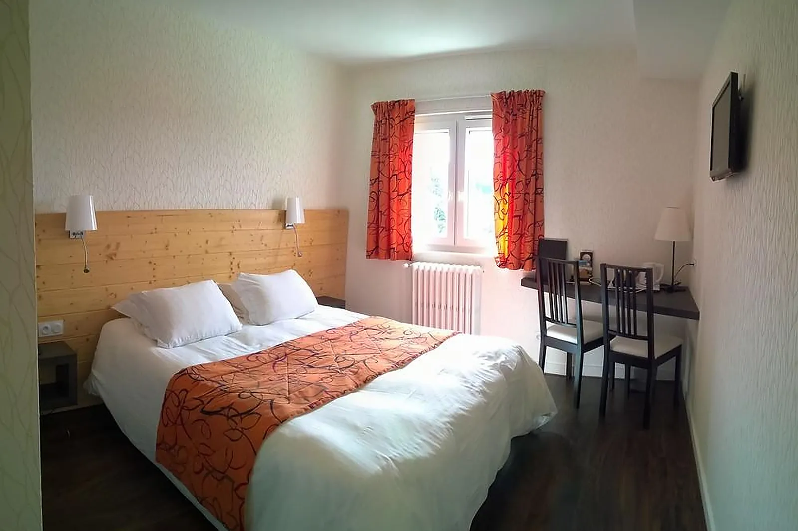 Lieux événementiels, HOTEL CLAIR MATIN