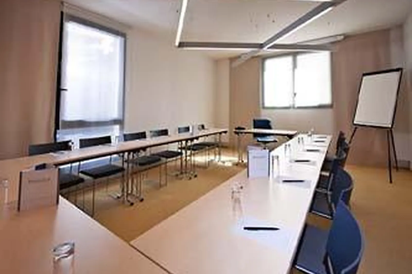 Lieux événementiels, HOTEL CLEMENT ADER