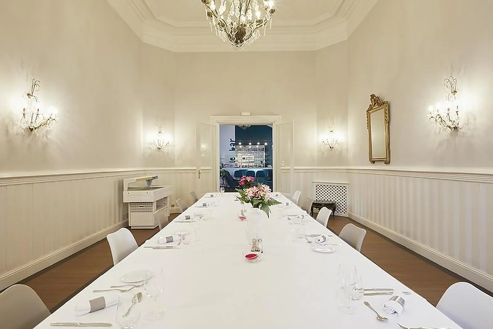 Lieux événementiels, HÔTEL CLUB COSMOS ET SPA