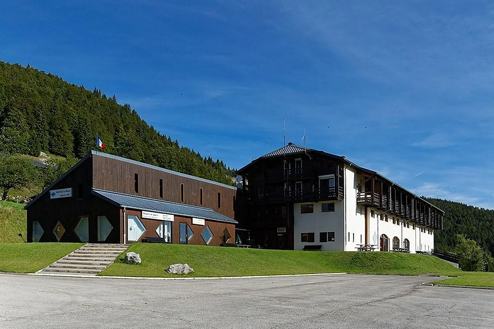 Lieux événementiels, HÔTEL CLUB LE RISOUX