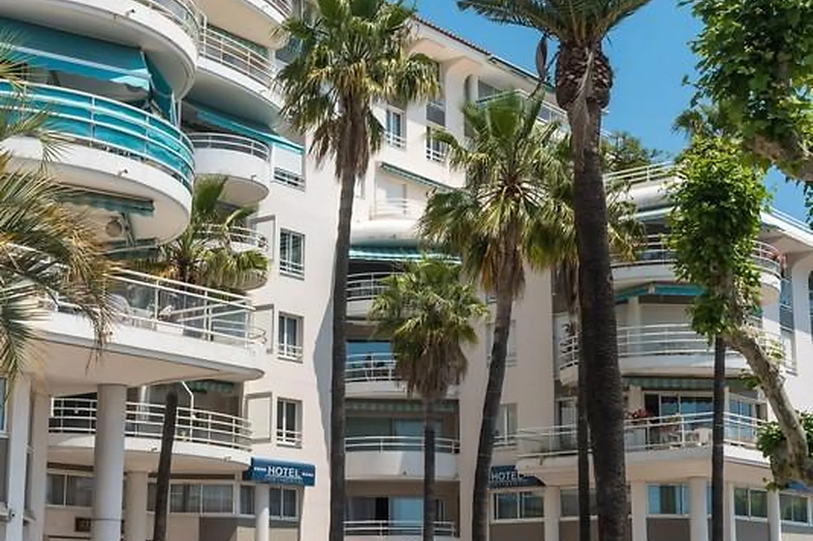 Lieux événementiels, HOTEL CONTINENTAL SAINT RAPHAEL