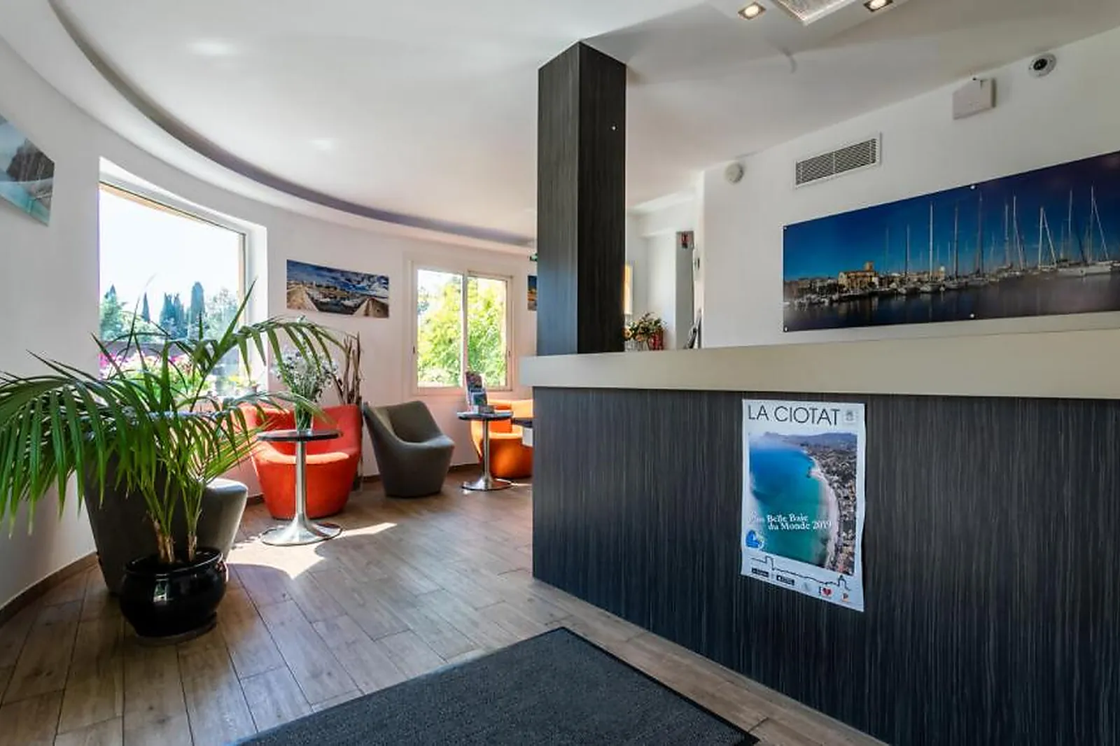 Lieux événementiels, HÔTEL CORNICHE DU LIOUQUET