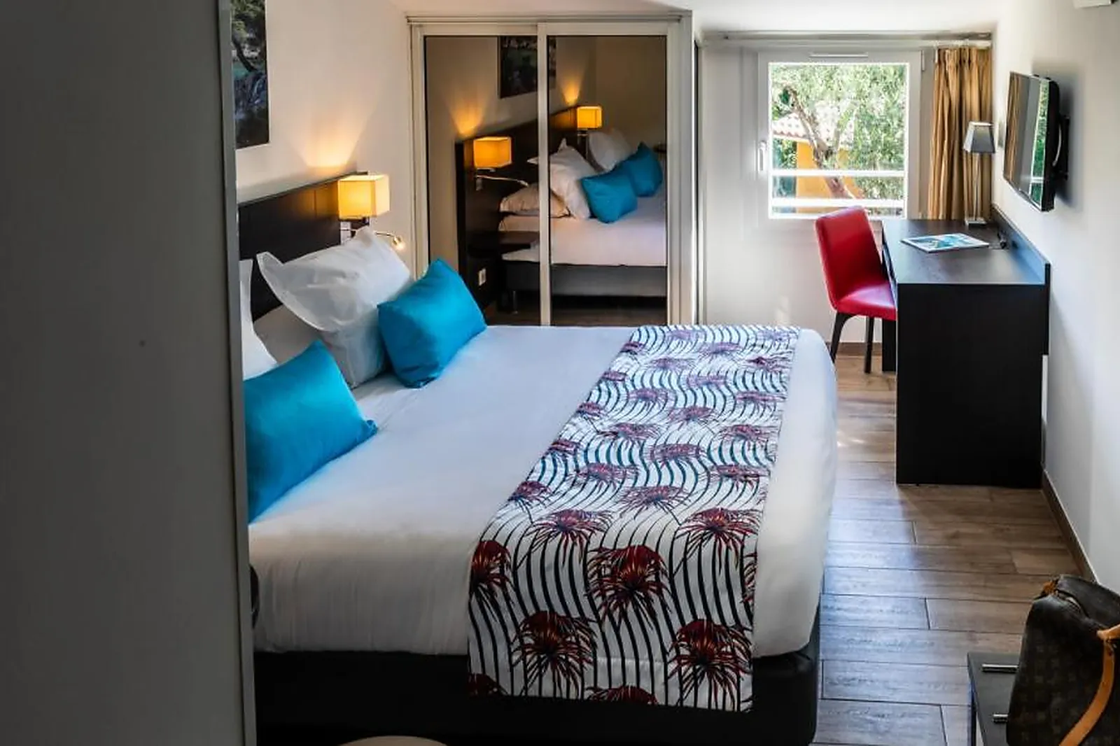 Lieux événementiels, HÔTEL CORNICHE DU LIOUQUET