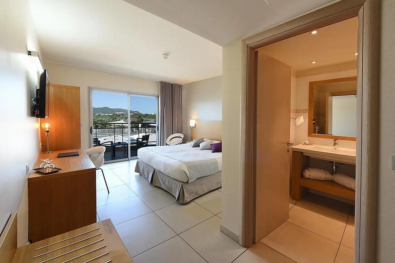 Lieux événementiels, HÔTEL COSTA SALINA