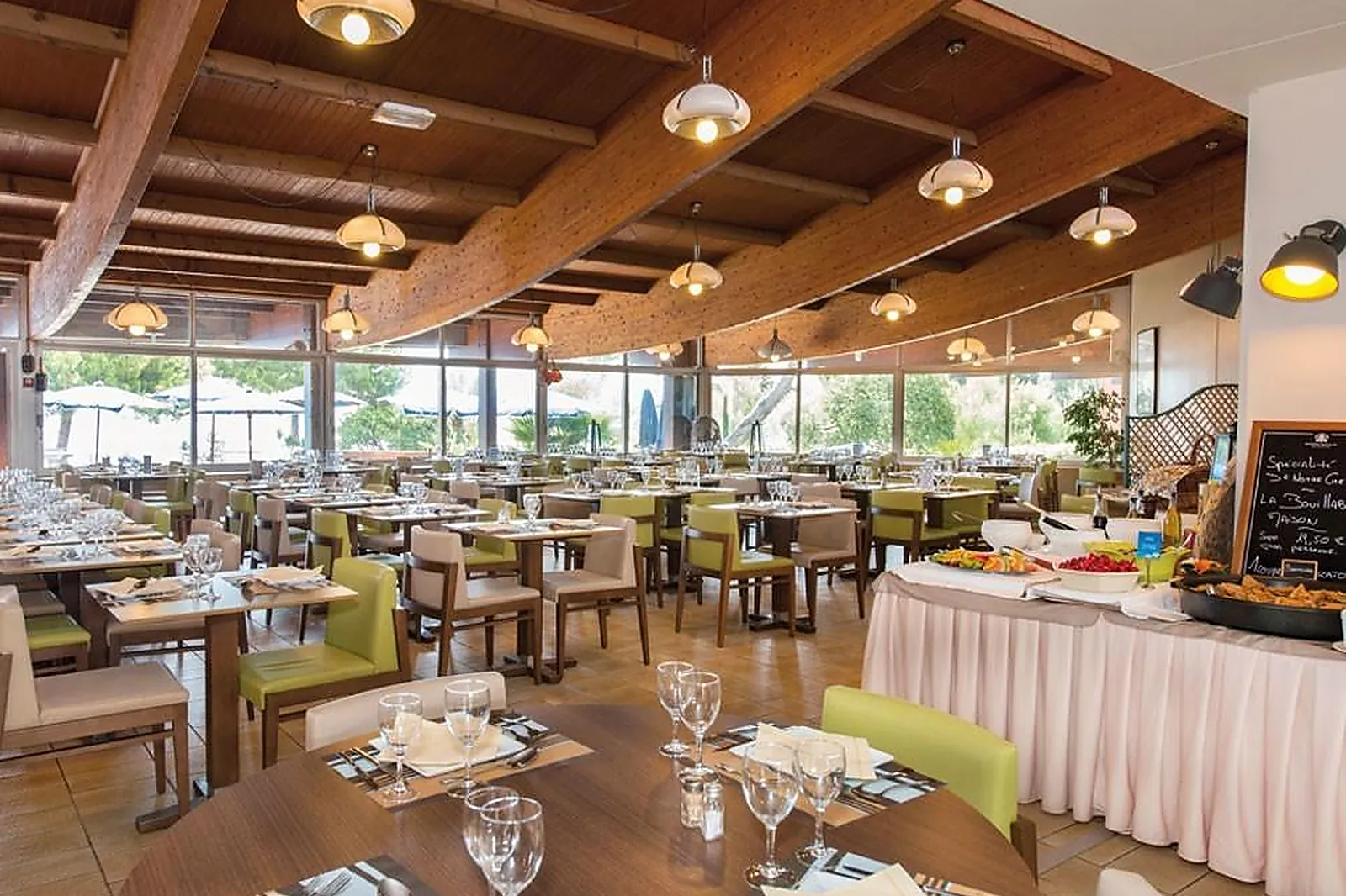 Lieux événementiels, HOTEL DELCLOY