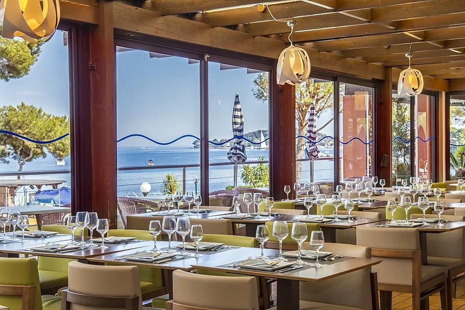 Lieux événementiels, HOTEL DELCLOY