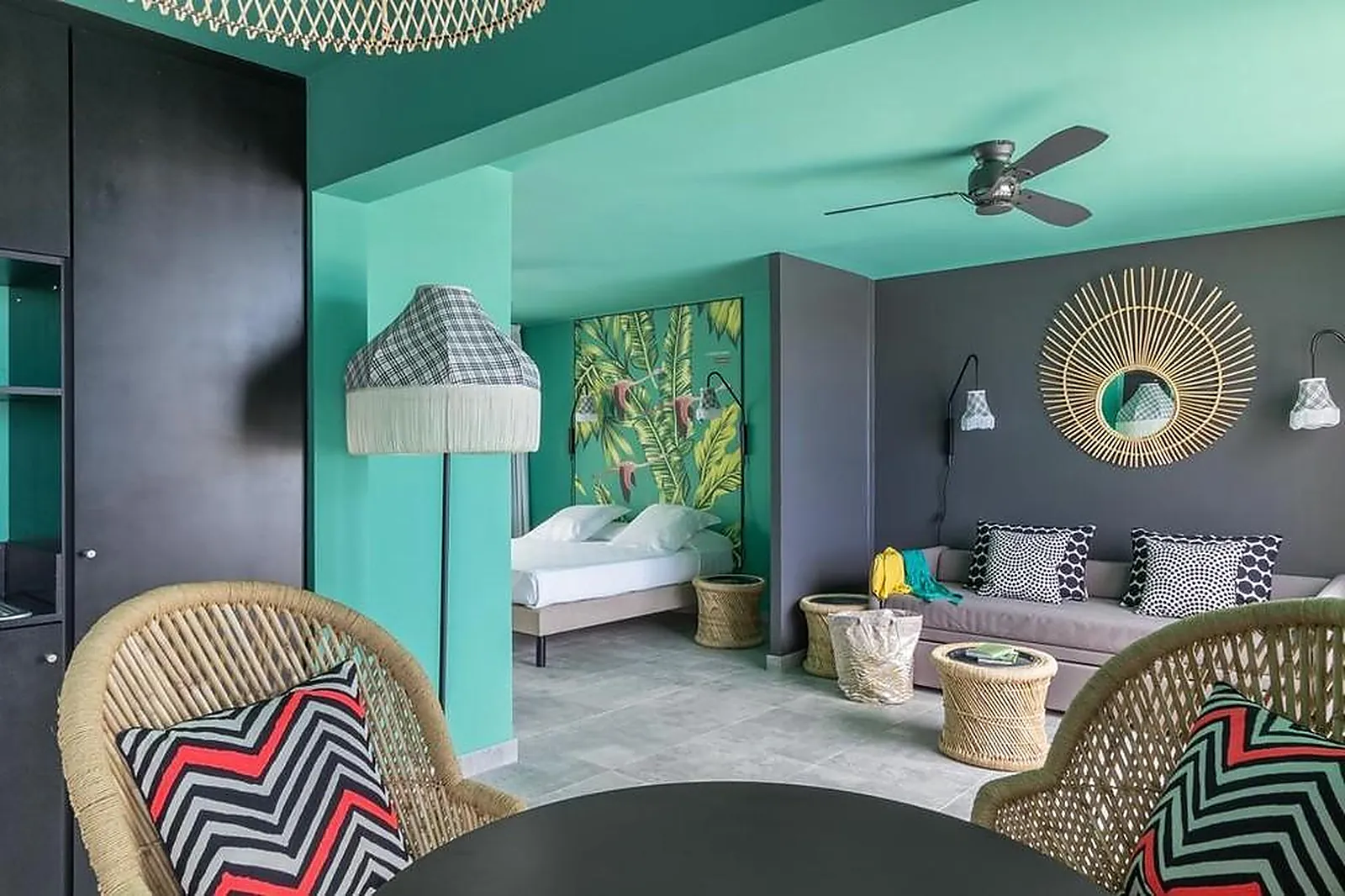 Lieux événementiels, HÔTEL DINA MORGABINE SAINT-GILLES