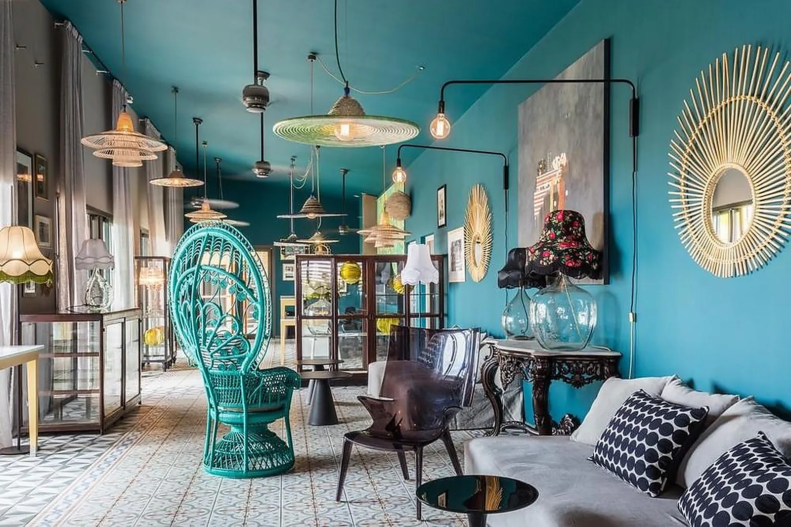 Lieux événementiels, HÔTEL DINA MORGABINE SAINT-GILLES