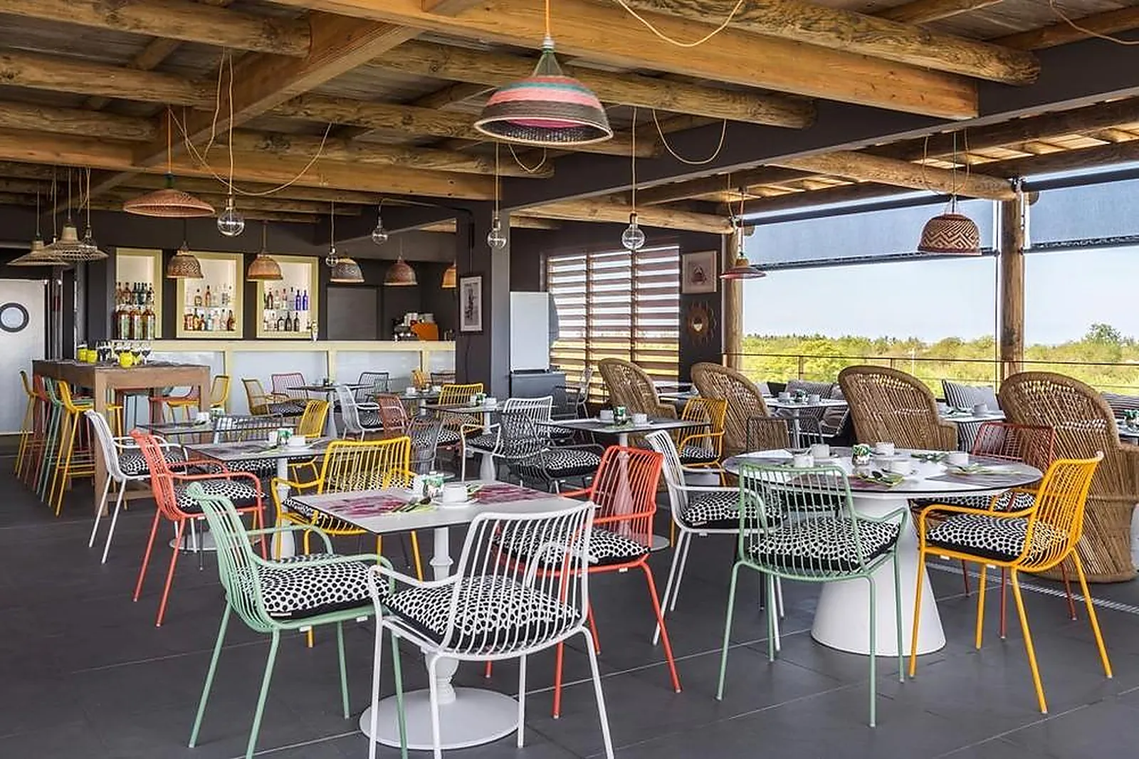 Lieux événementiels, HÔTEL DINA MORGABINE SAINT-GILLES