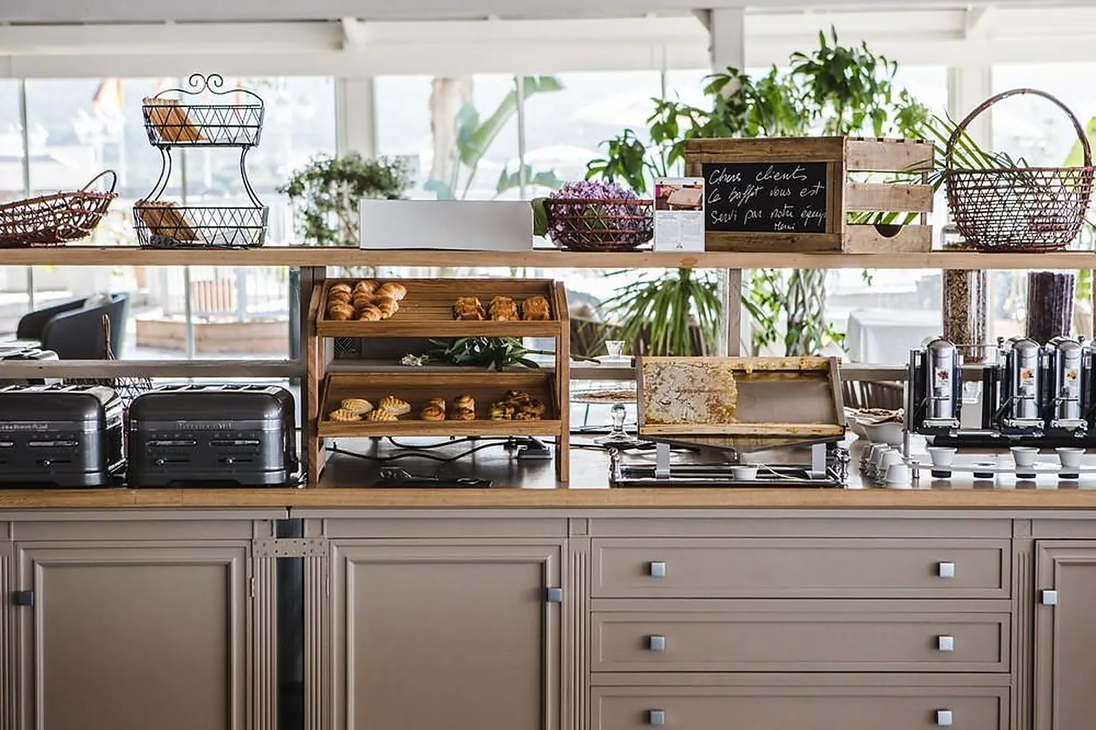 Lieux événementiels, HOTEL DOLCE VITA