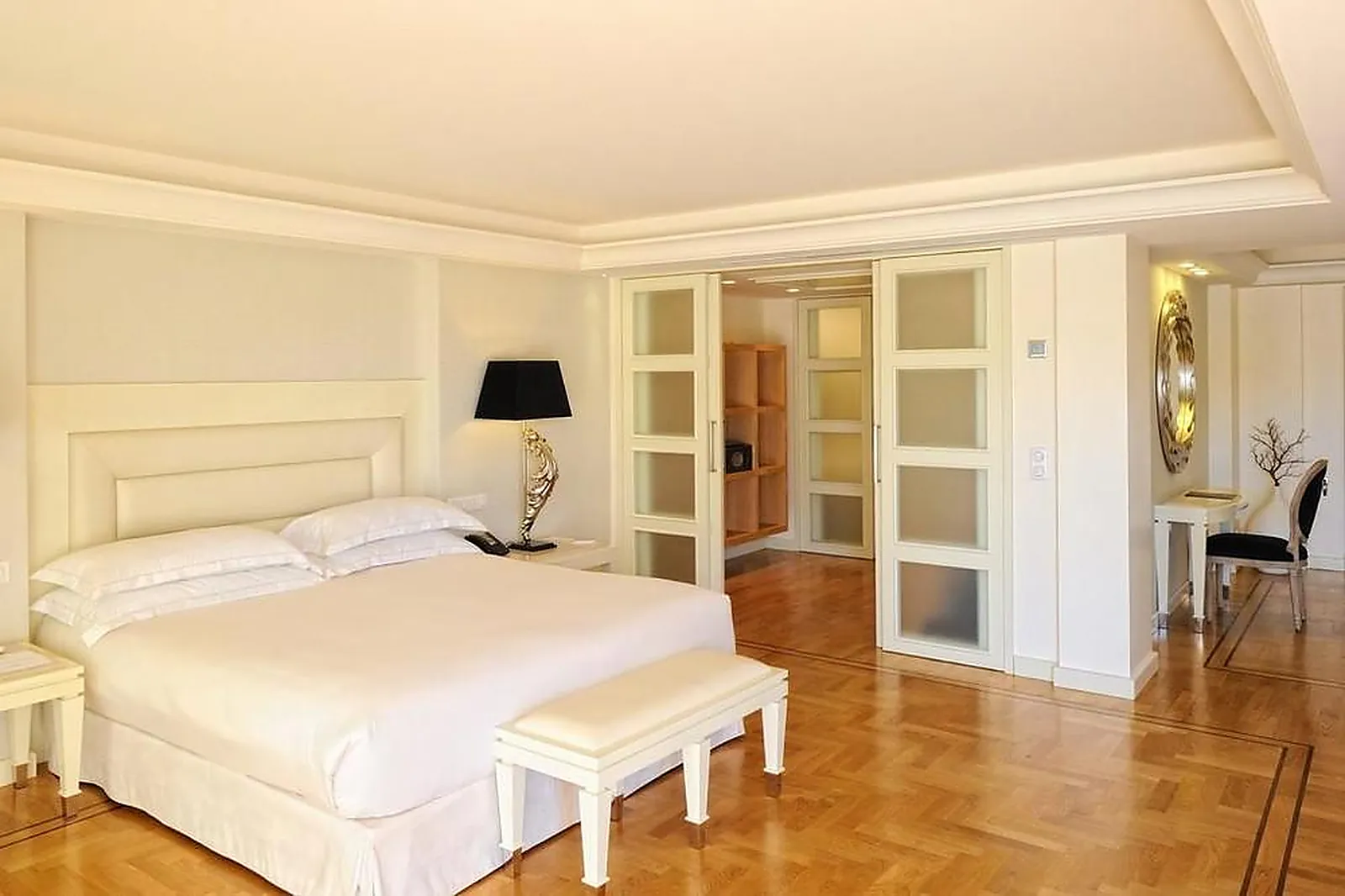 Lieux événementiels, HÔTEL DON CESAR