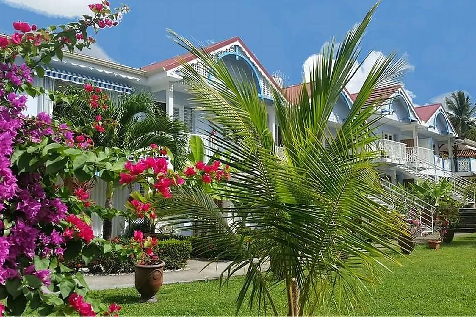 Lieux événementiels, HÔTEL DOUCE VAGUE