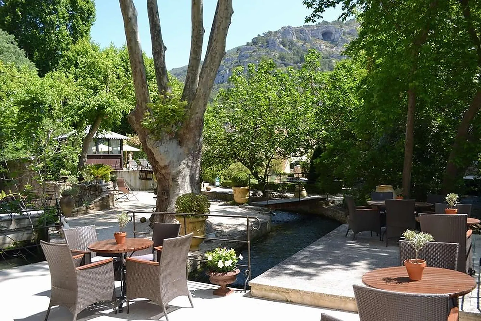 Lieux événementiels, HOTEL DU POETE