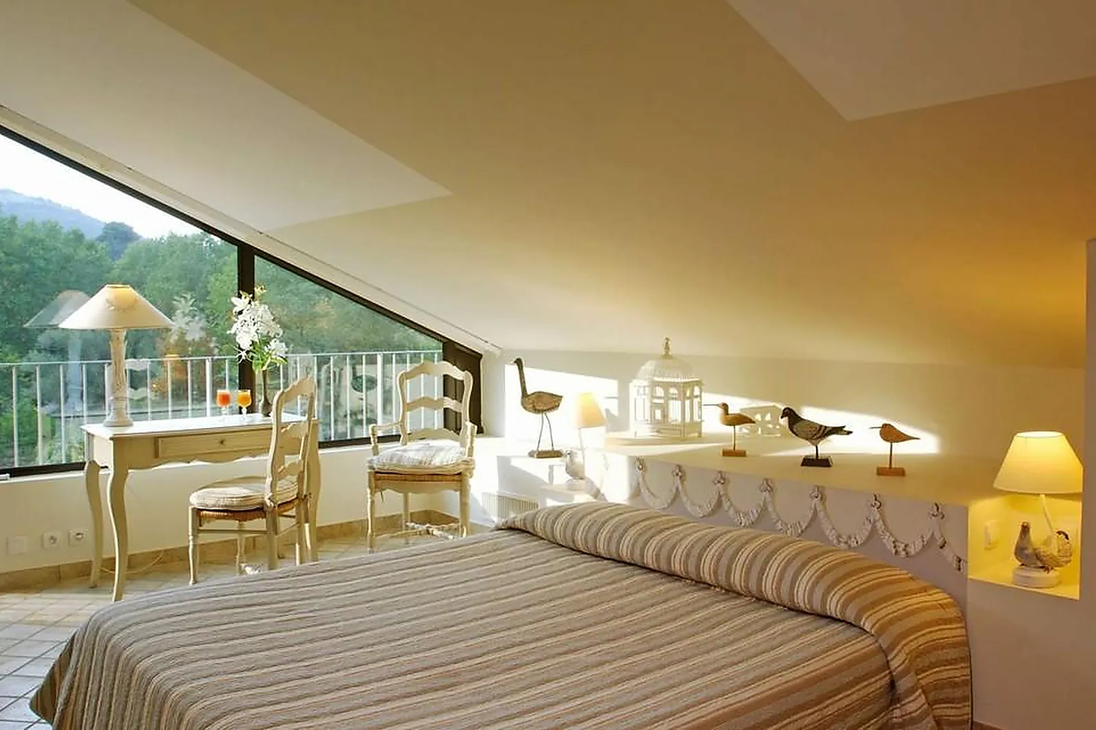 Lieux événementiels, HOTEL DU POETE