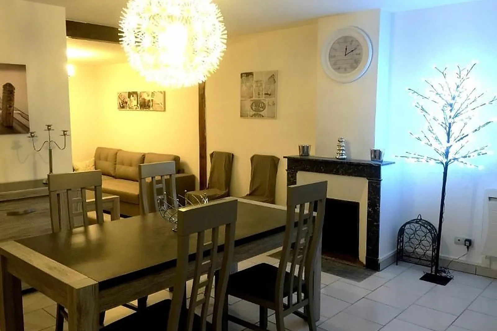 Lieux événementiels, HÔTEL ECU DE FRANCE