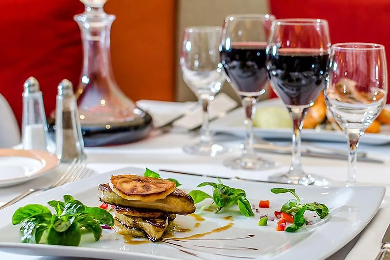 Lieux événementiels, HÔTEL ELISEO