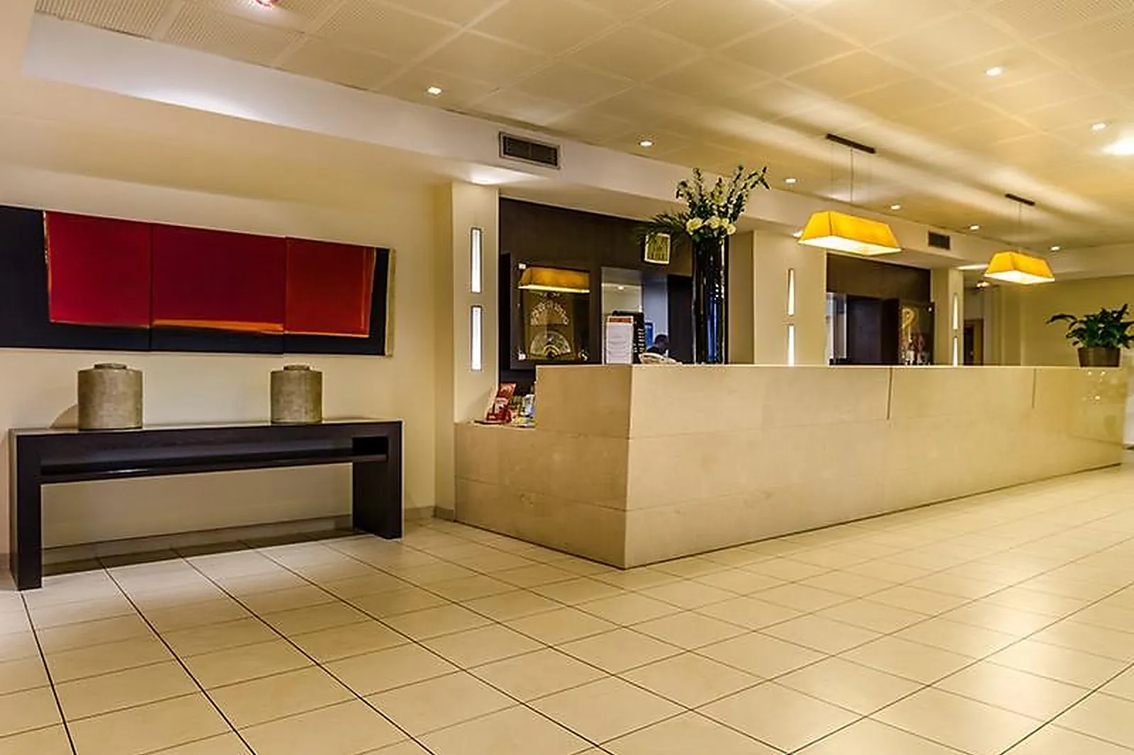 Lieux événementiels, HÔTEL ELISEO