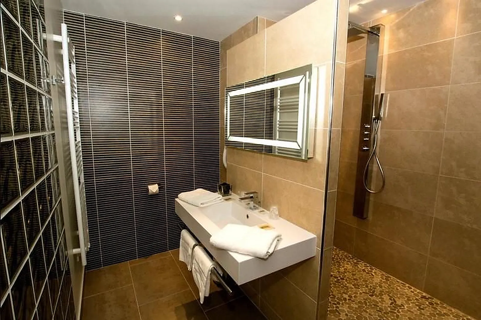 Lieux événementiels, HÔTEL ENTRE BEAUCE ET PERCHE