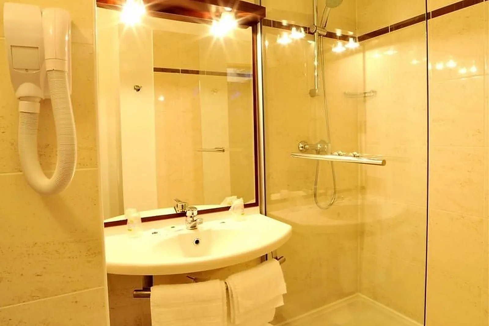 Lieux événementiels, HÔTEL ENTRE BEAUCE ET PERCHE