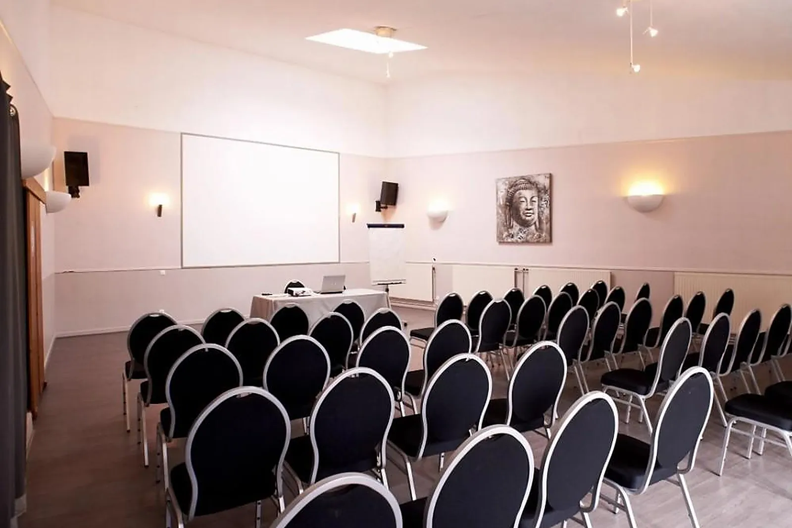 Lieux événementiels, HÔTEL EXCALIBUR