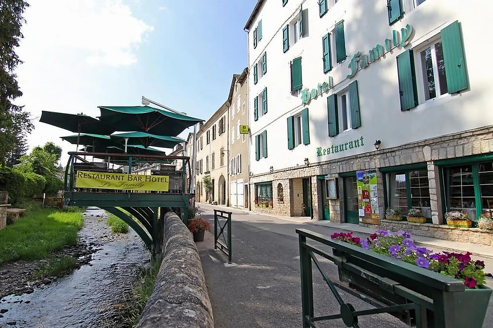 Lieux événementiels, HOTEL FAMILY ET SPA