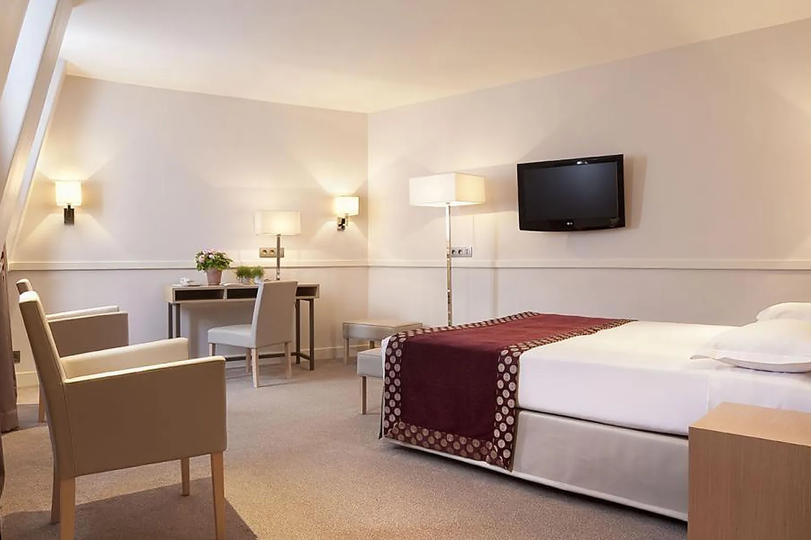 Lieux événementiels, HÔTEL FLORIDE ETOILE