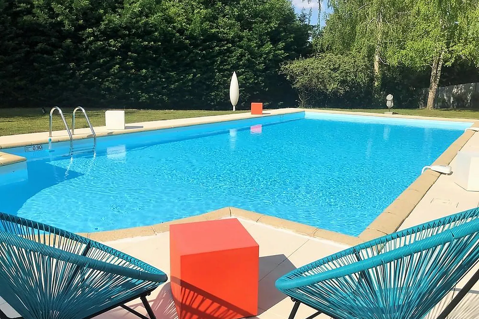 Lieux événementiels, HÔTEL FULL COLORS