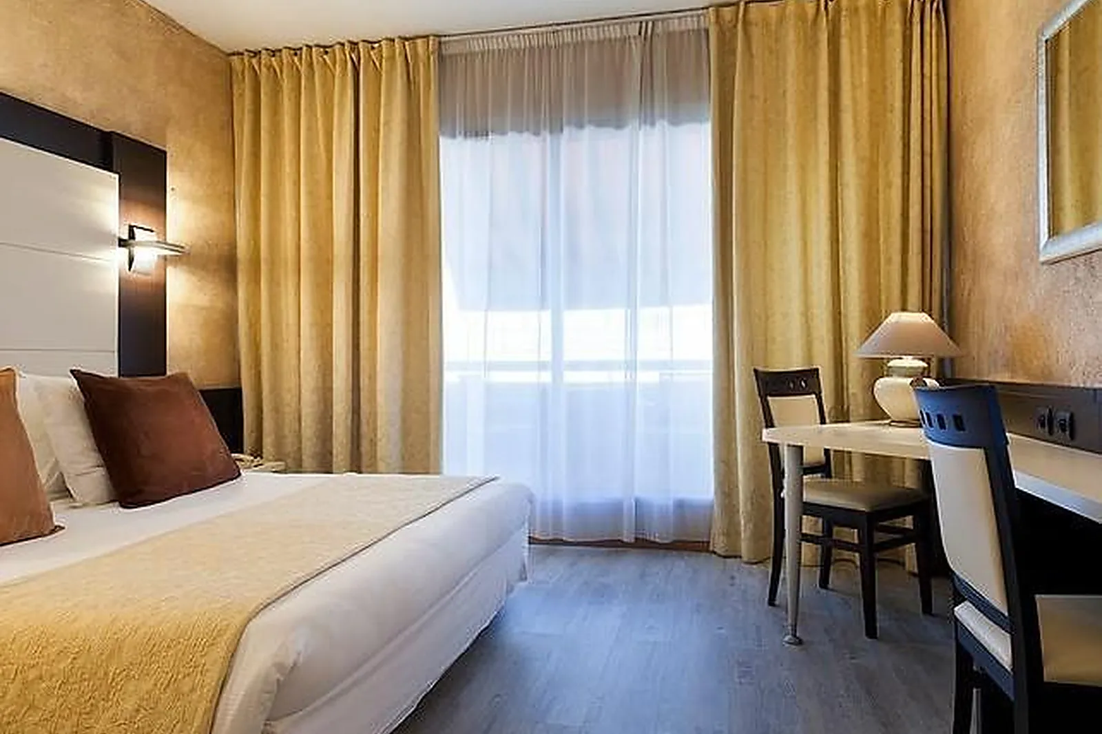 Lieux événementiels, HÔTEL GALAXIE DU CAP