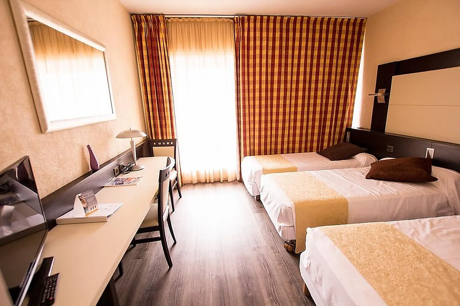 Lieux événementiels, HÔTEL GALAXIE DU CAP