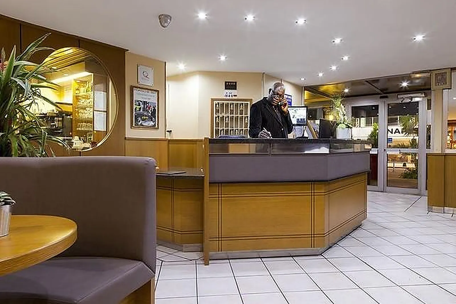 Lieux événementiels, HÔTEL GALAXIE DU CAP