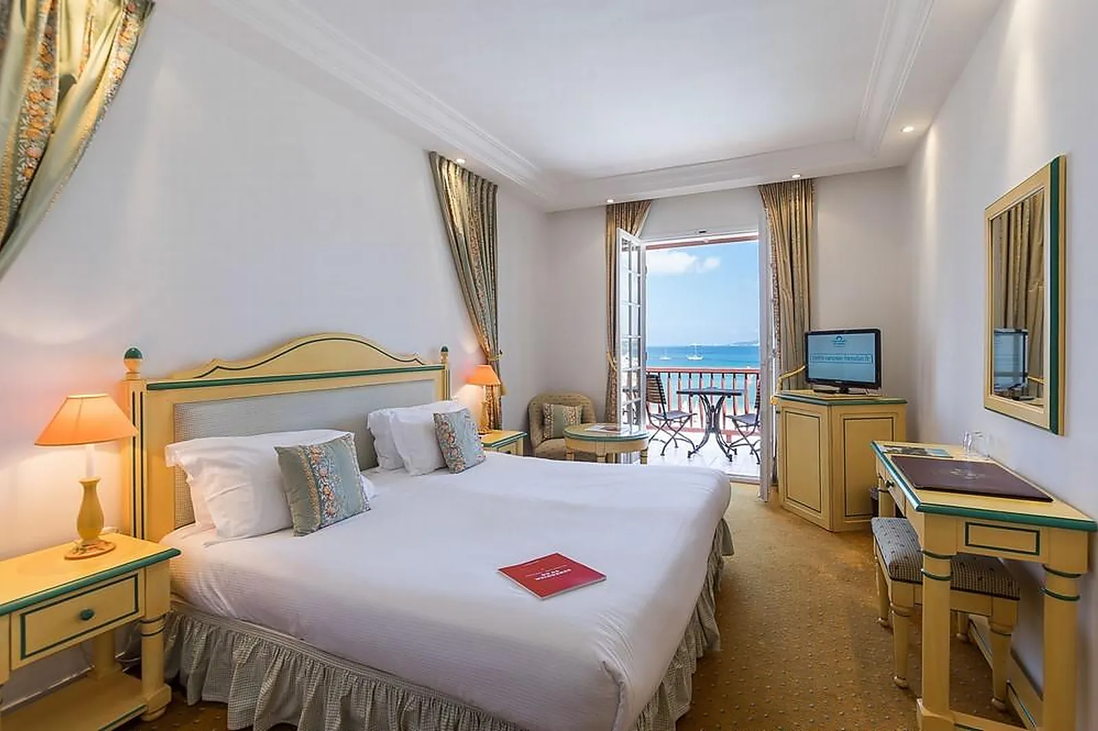 Lieux événementiels, HOTEL GIRAGLIA