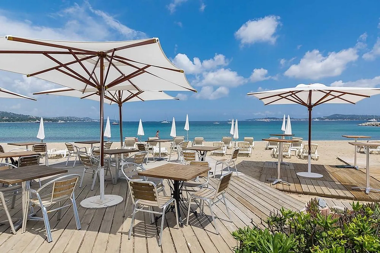 Lieux événementiels, HOTEL GIRAGLIA