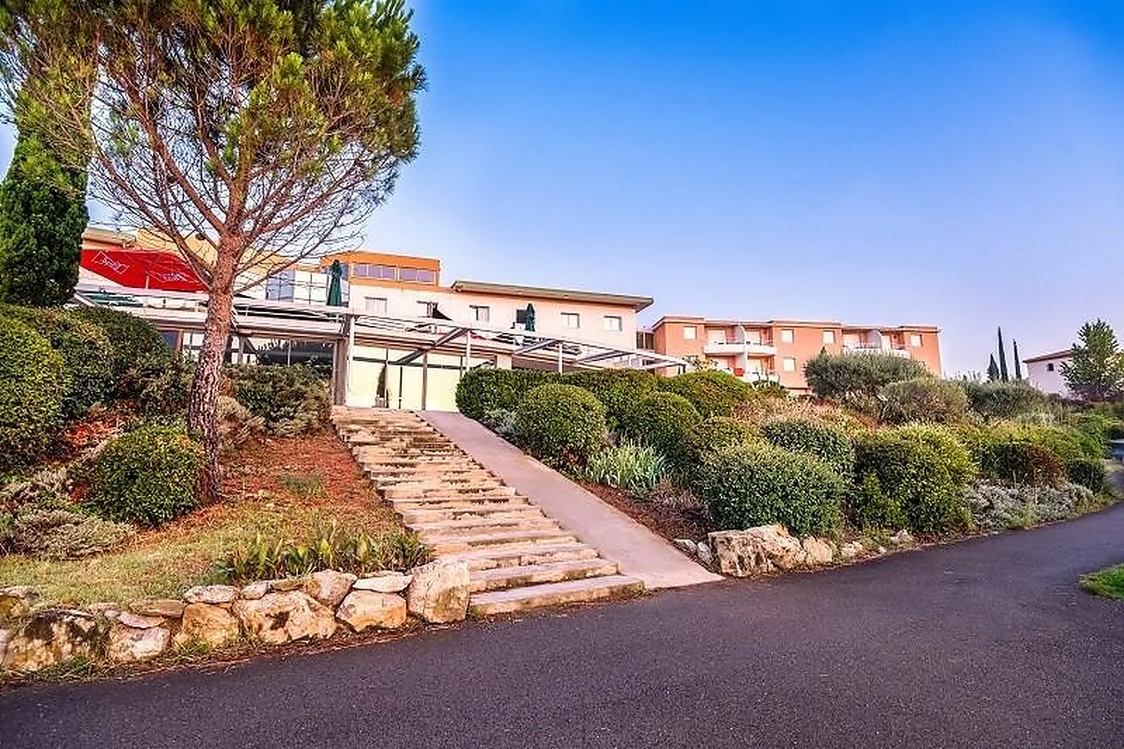 Lieux événementiels, HÔTEL GOLF FONTCAUDE