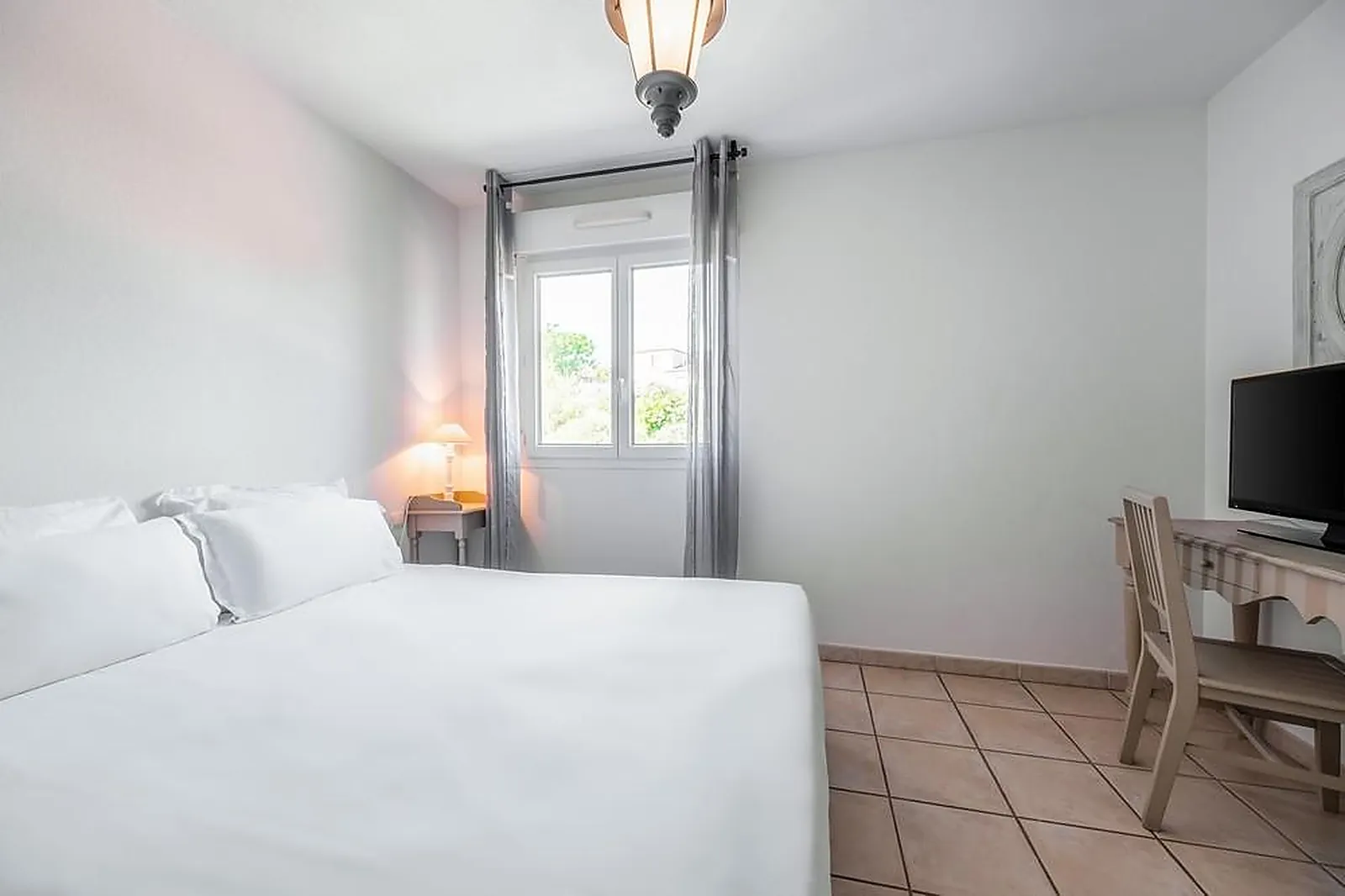 Lieux événementiels, HÔTEL GOLF FONTCAUDE