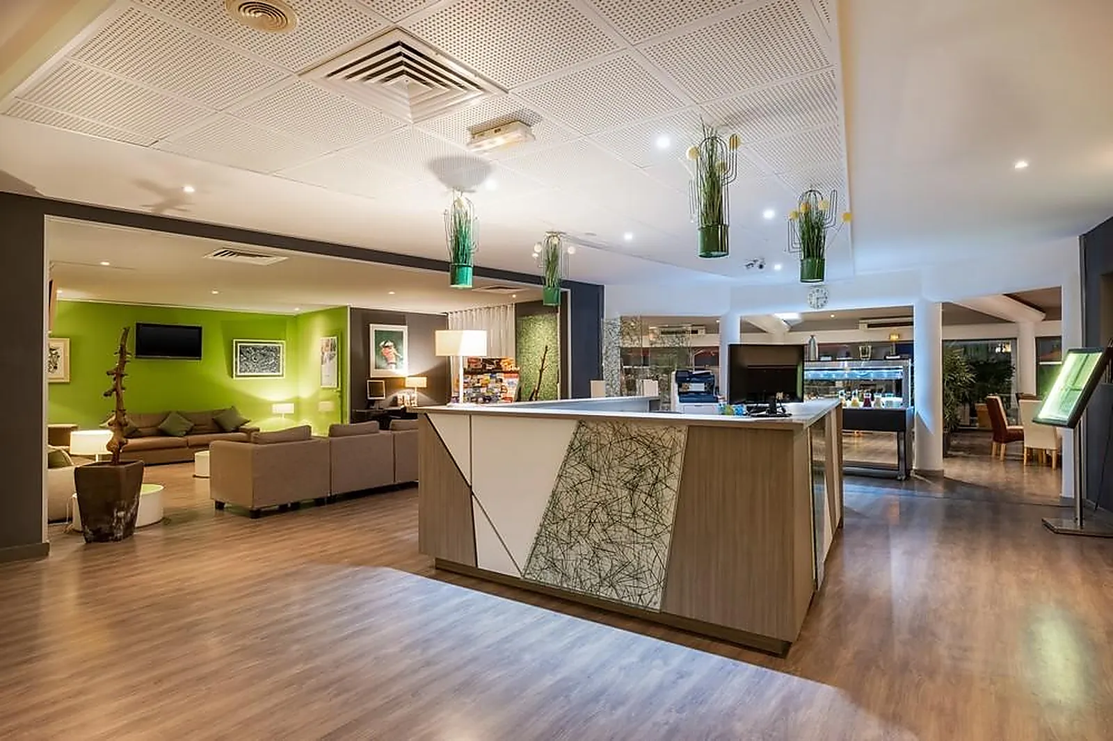 Lieux événementiels, HÔTEL GOLF FONTCAUDE