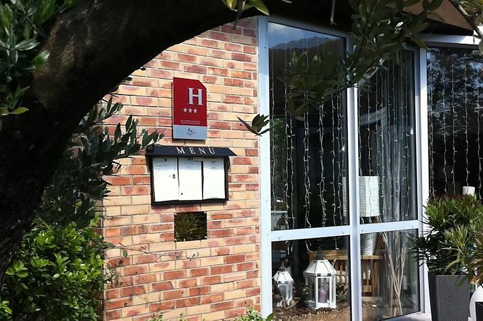 Lieux événementiels, HOTEL GOLF ST LAZARE