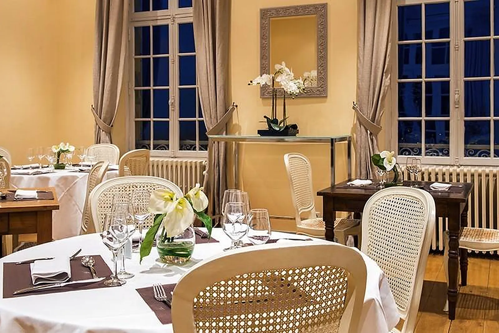 Lieux événementiels, HOTEL GOLF DU CHATEAU DE L'HERMITAGE