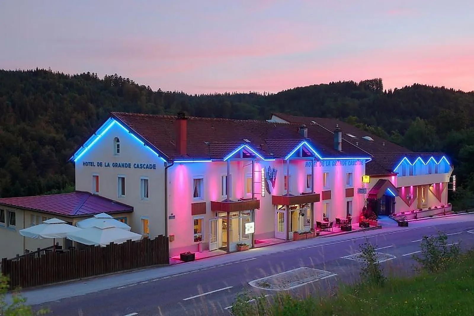 Lieux événementiels, HÔTEL GRANDE CASCADE