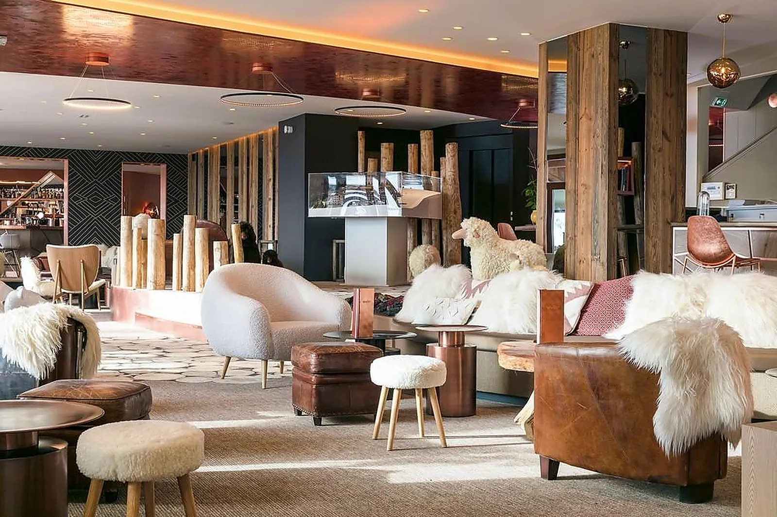 Lieux événementiels, HÔTEL GRANDES ROUSSES