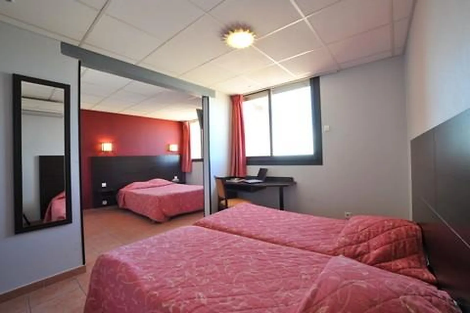 Lieux événementiels, HÔTEL HACIENDA