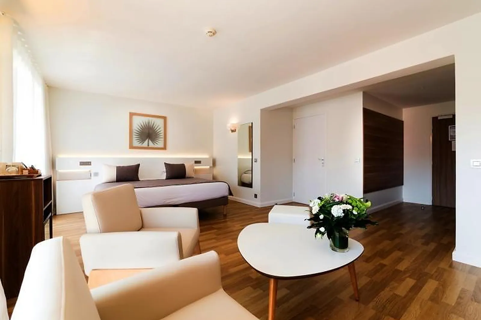 Lieux événementiels, HÔTEL HELIOS