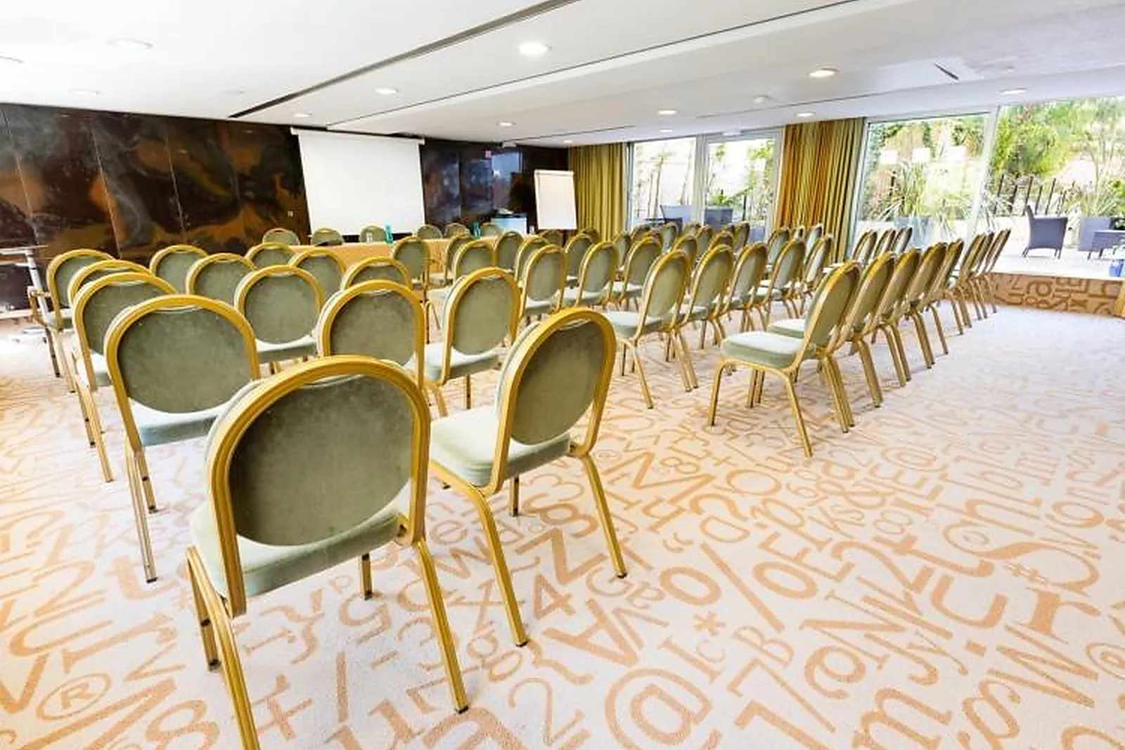 Lieux événementiels, HÔTEL HELIOS