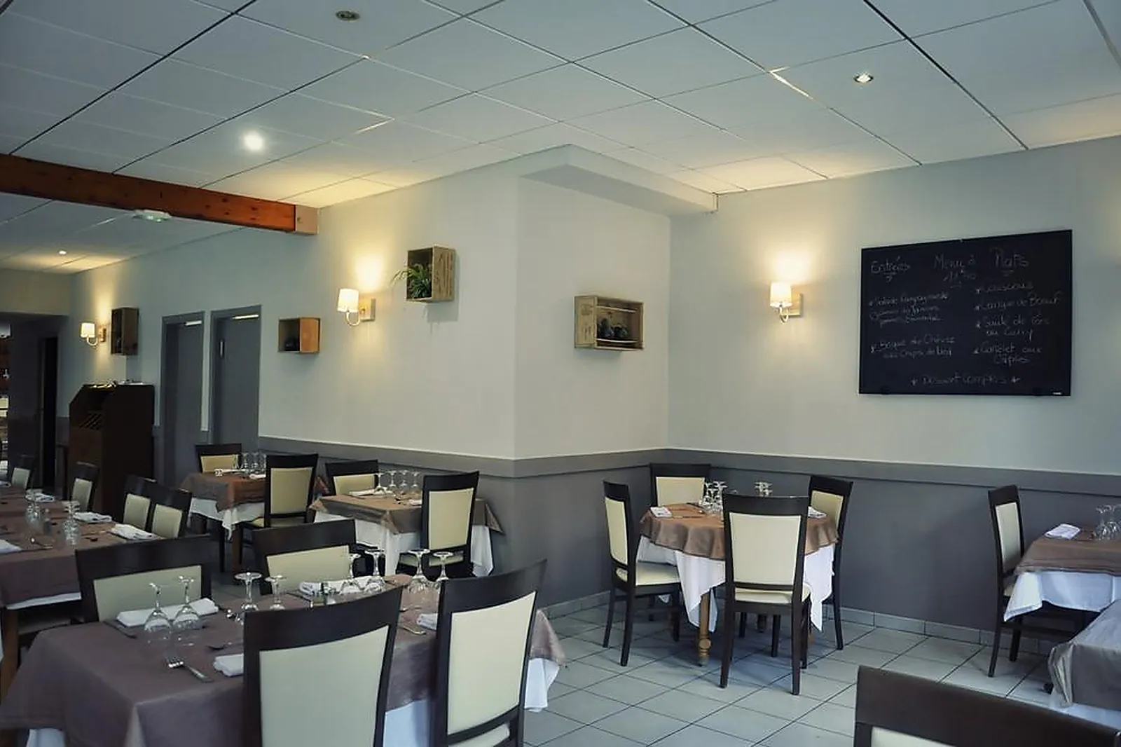 Lieux événementiels, HÔTEL HENRI 4