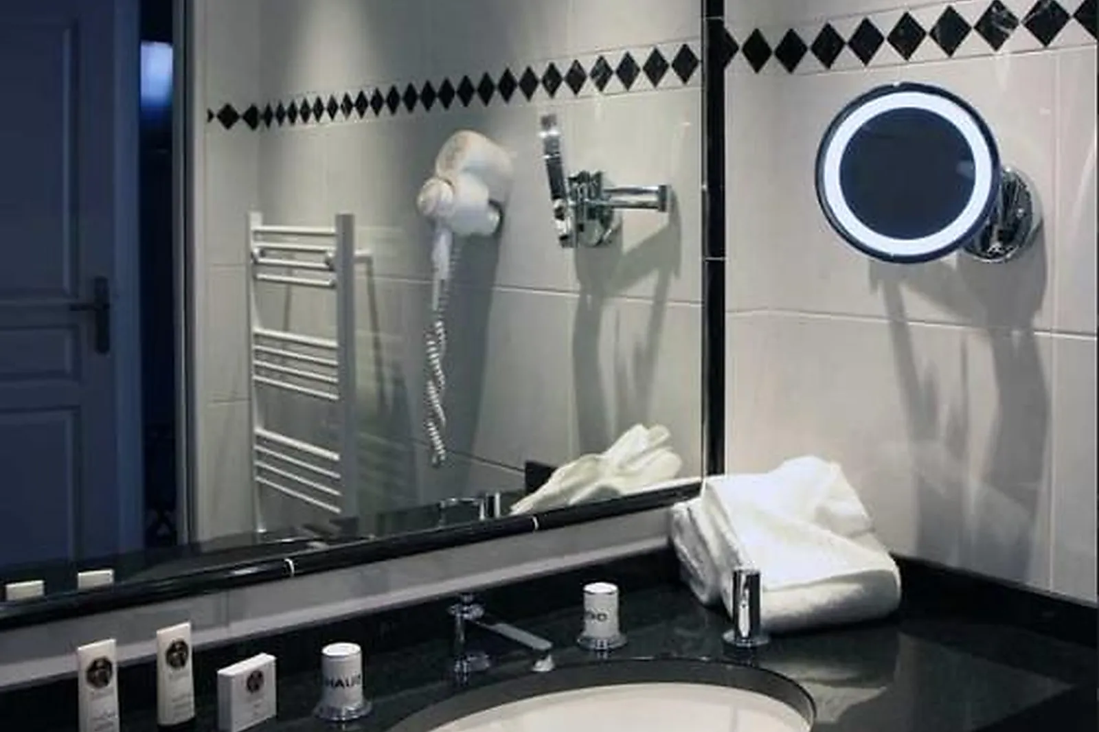 Lieux événementiels, HÔTEL HENRY II