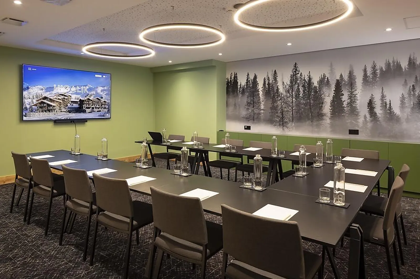 Lieux événementiels, HÔTEL HIGALIK