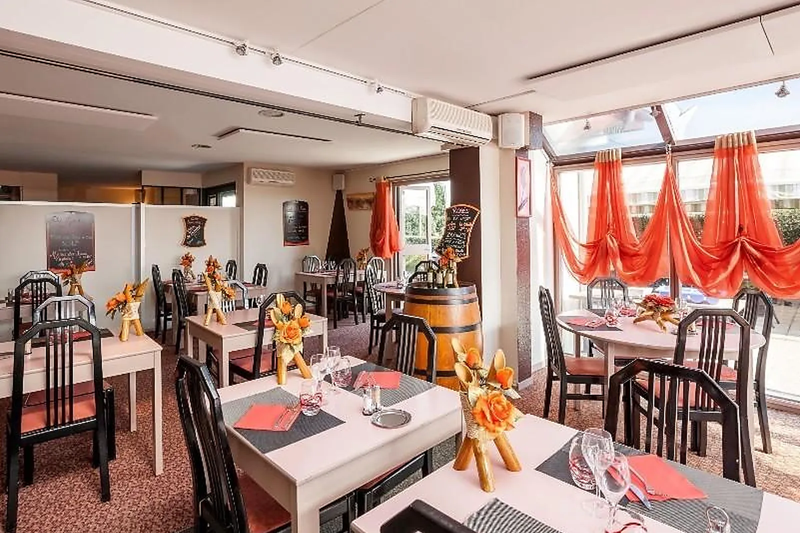 Lieux événementiels, HOTEL HORUS