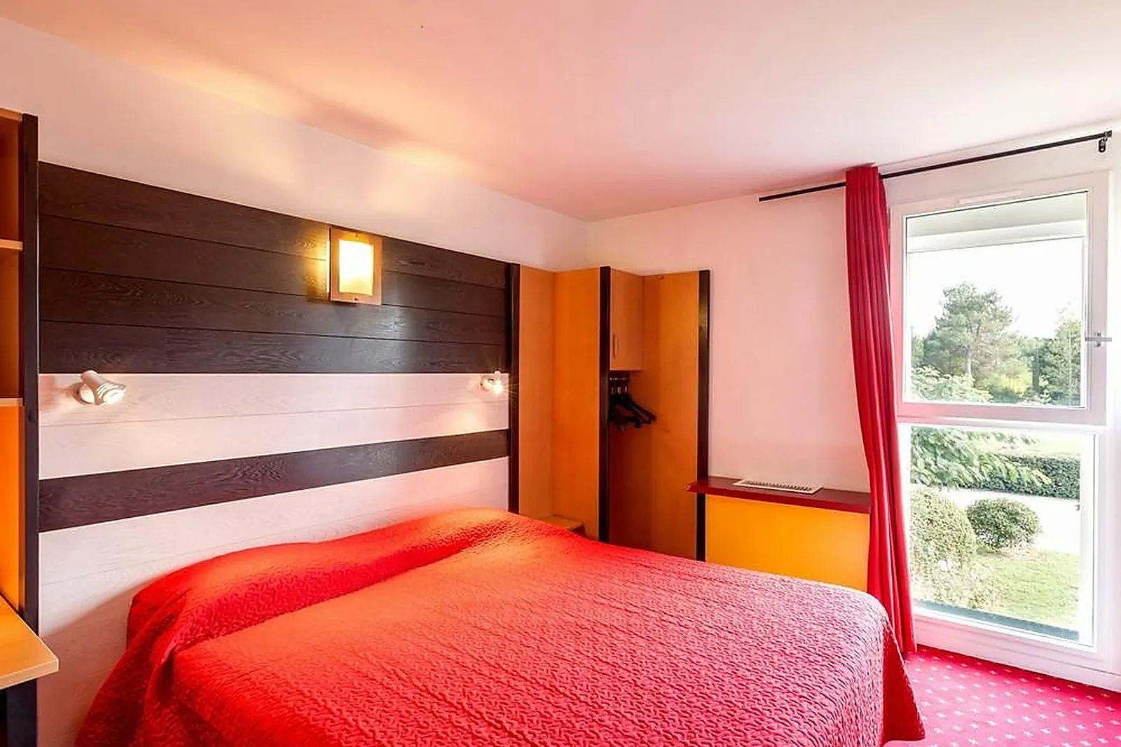 Lieux événementiels, HOTEL HORUS