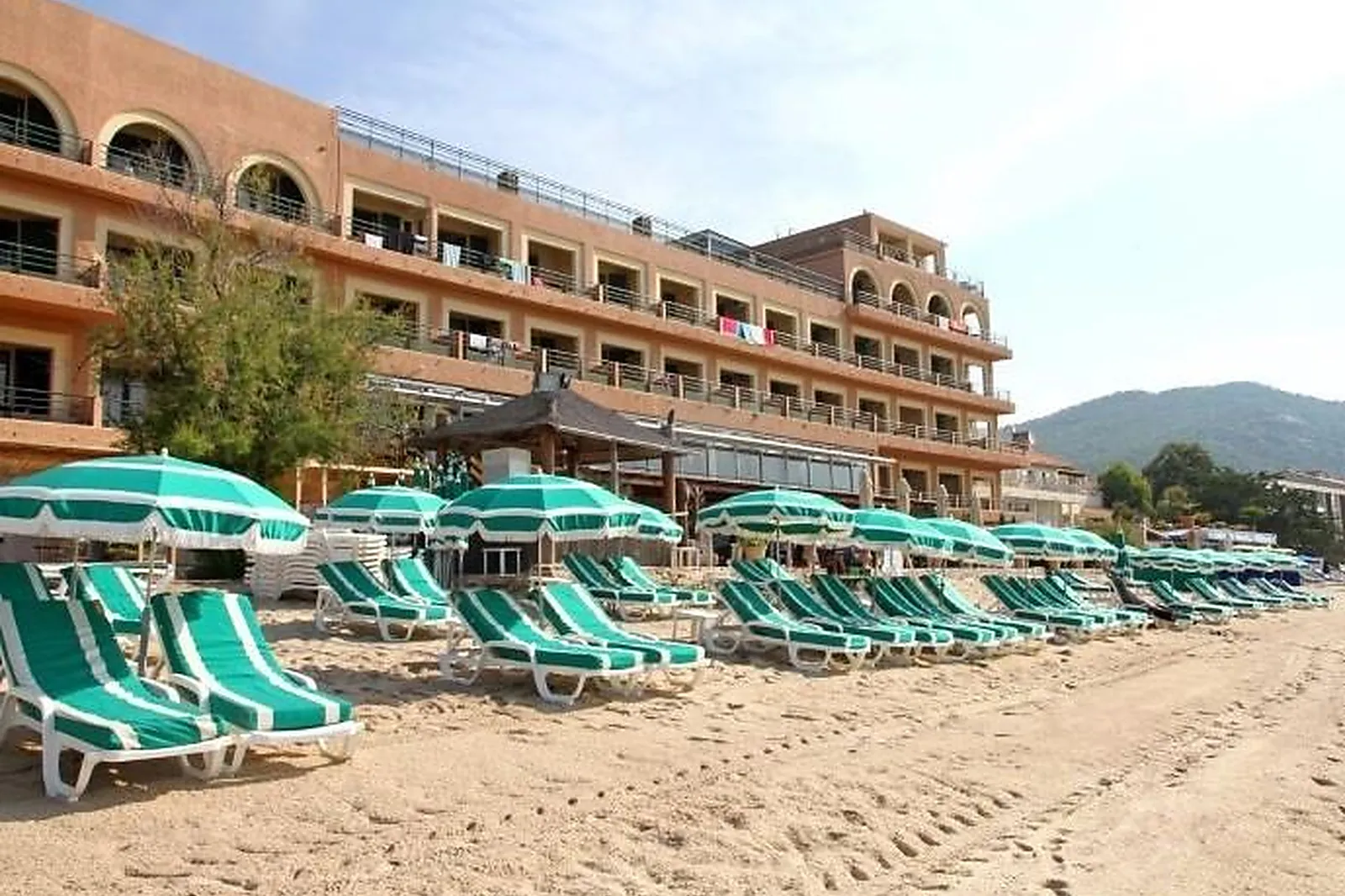 Lieux événementiels, HÔTEL IBERSOL CAVALIÈRE SUR PLAGE