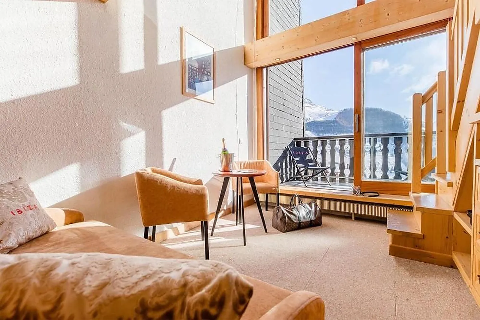 Lieux événementiels, HÔTEL IBIZA LES 2 ALPES