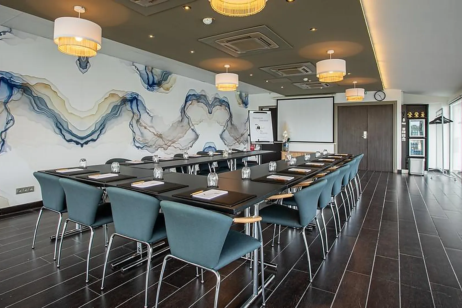 Lieux événementiels, HÔTEL ILE ROUSSE THALAZUR BANDOL